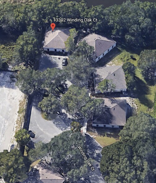 More Photos Of 13302 Winding Oak Ct, Tampa Medical For Sale