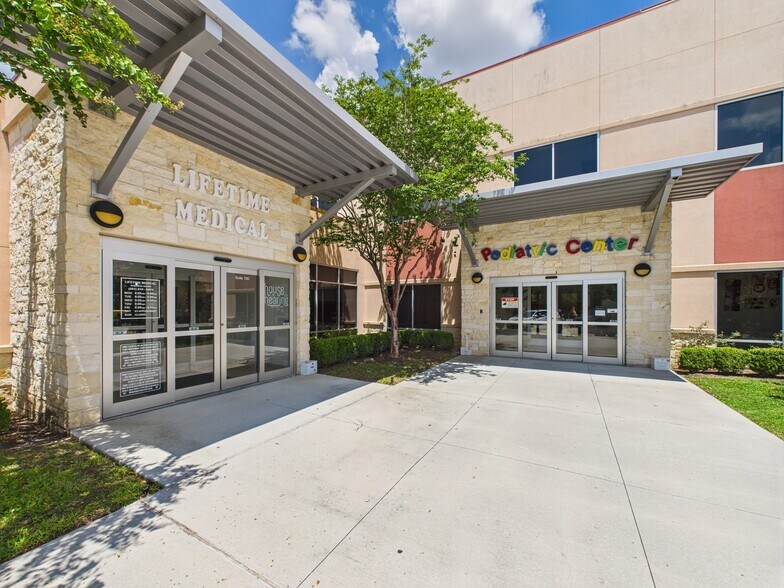 More Photos Of 7790 W Grand Pky, Richmond Medical For Lease