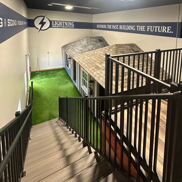 More Photos Of 7600 147th St W, Apple Valley Freestanding For Sale