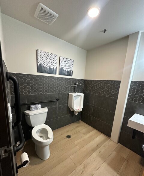 More Photos Of 1319 W Baseline Rd, Lafayette Medical For Lease