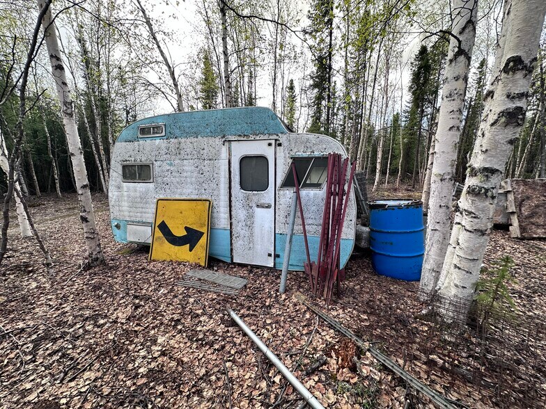 More Photos Of 4835 Himilaya rd, Fairbanks Specialty For Sale