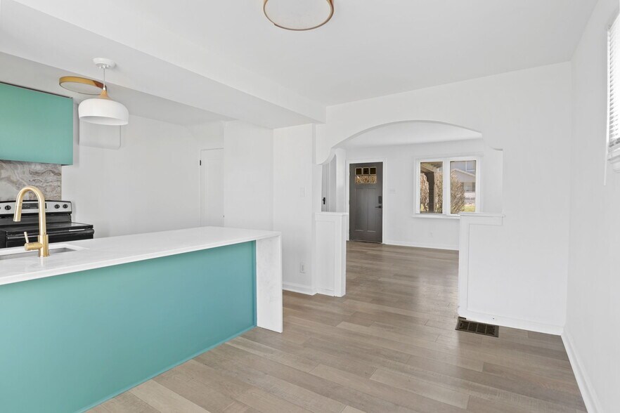 More Photos Of 644-650 S Hague Ave, Columbus Multifamily For Sale