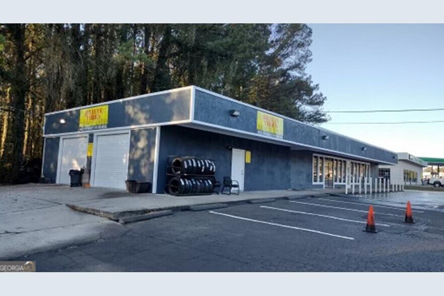 More Photos Of 2970 Highway 138 SW, Fayetteville General Retail For Lease