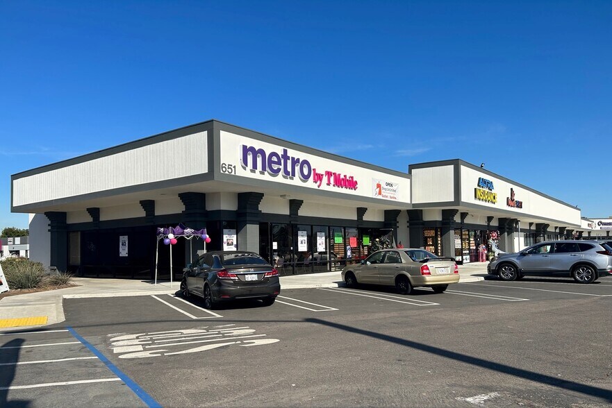 Primary Photo Of 651 Palomar St, Chula Vista General Retail For Lease