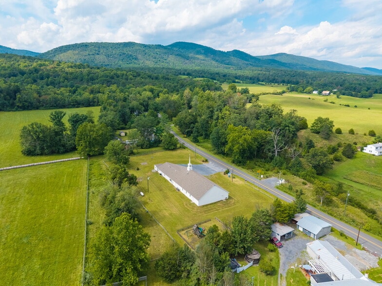 More Photos Of 5700 Edinburg Gap Rd, Fort Valley Religious Facility For Sale