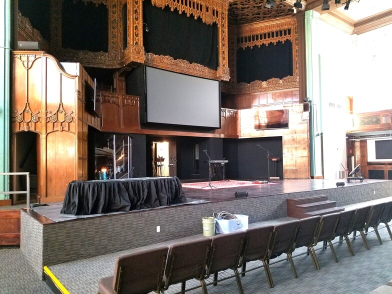 More Photos Of 50 Liberty Pole Way, Rochester Religious Facility For Lease