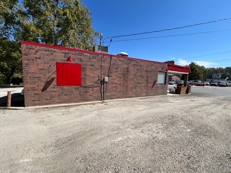 More Photos Of 440 W Main St, Lamoni Fast Food For Sale