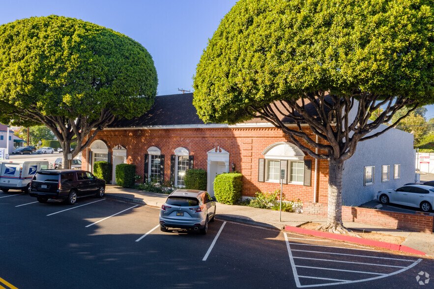 Primary Photo Of 2627 Mission St, San Marino Office For Lease