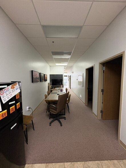 More Photos Of 1920 W 143rd St, Leawood Office For Sale