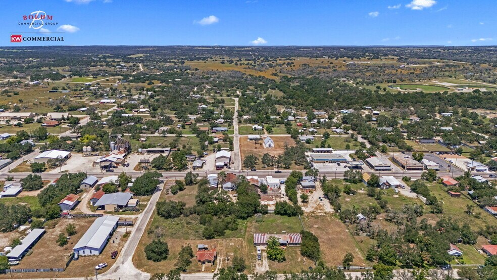 More Photos Of 23699-23737 W US Highway 290, Harper Storefront For Sale