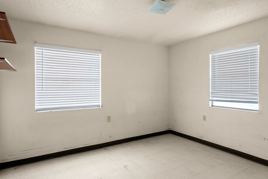 More Photos Of 5314 Blanco Ave, El Paso Office Residential For Sale