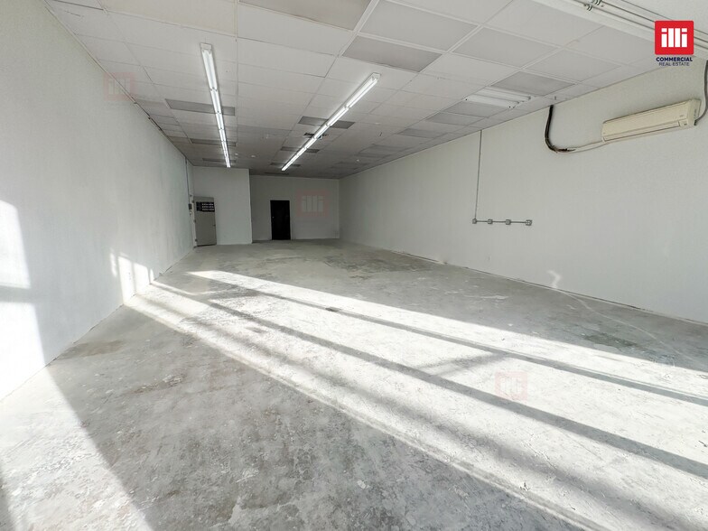 More Photos Of 7562 Laurel Canyon Blvd, North Hollywood Storefront For Lease