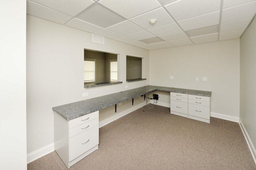 More Photos Of 145 Prospect St, Ridgewood Medical For Lease