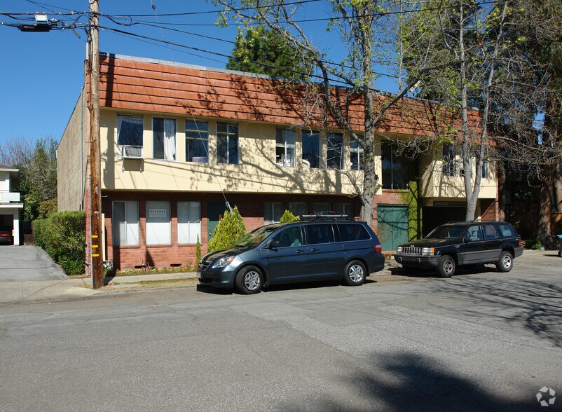 Primary Photo Of 560 Oxford Ave, Palo Alto Loft Creative Space For Lease