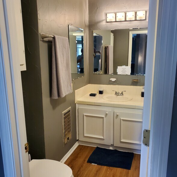 More Photos Of 14694 Wallace Pike, Abingdon Multifamily For Sale