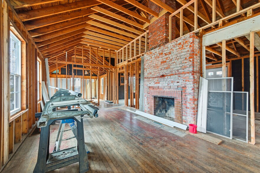 More Photos Of 2879 Wildwood Road Ext, Allison Park Office For Lease