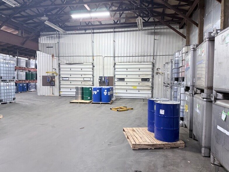 More Photos Of 1828 Palmer Ave, Kalamazoo Industrial For Sale