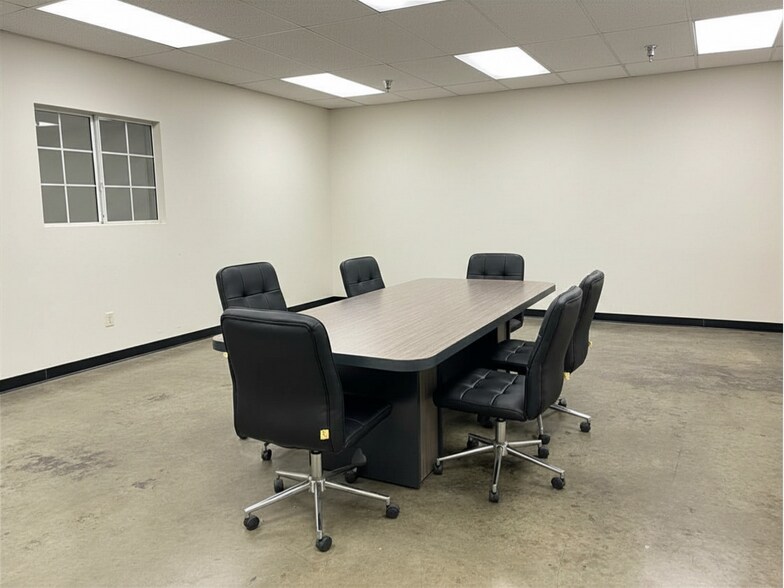 More Photos Of 4605-4631 S Alameda St, Los Angeles Unknown For Lease