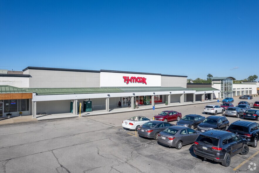 More Photos Of 27049 Chagrin Blvd, Woodmere Unknown For Lease