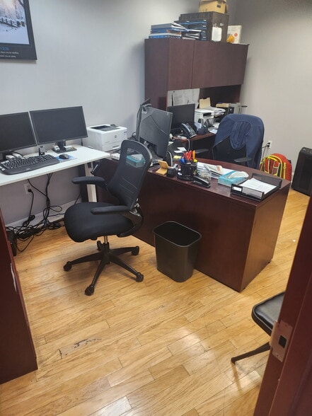 More Photos Of 109 Park St, Orange Warehouse For Lease