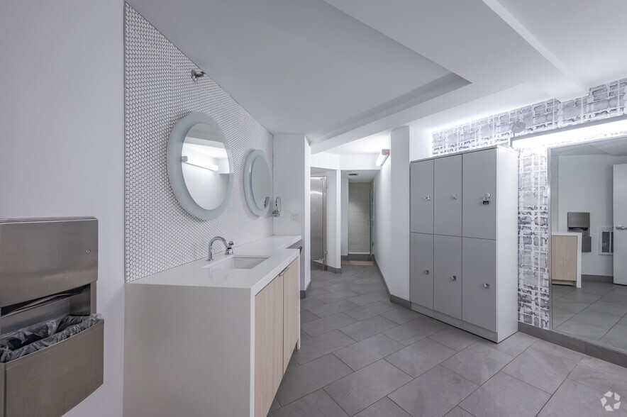 More Photos Of 1266 E Main St, Stamford Office For Lease