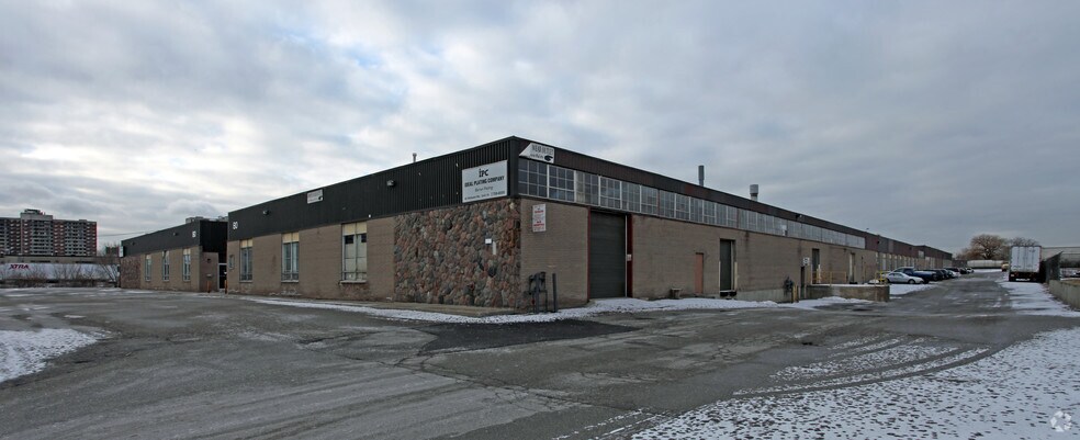 More Photos Of 80 Midwest Rd, Toronto Warehouse For Lease