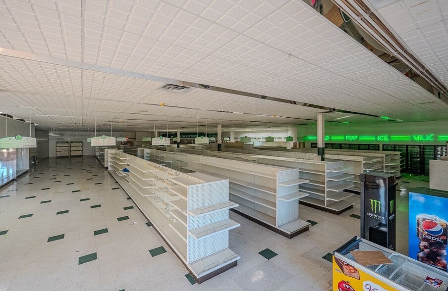 More Photos Of 8465 Ohio 339, Vincent Storefront For Sale