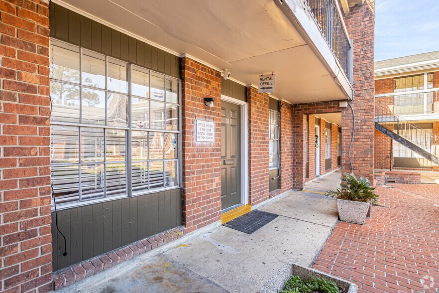 More Photos Of 4021 Hessmer Ave, Metairie Apartments For Sale