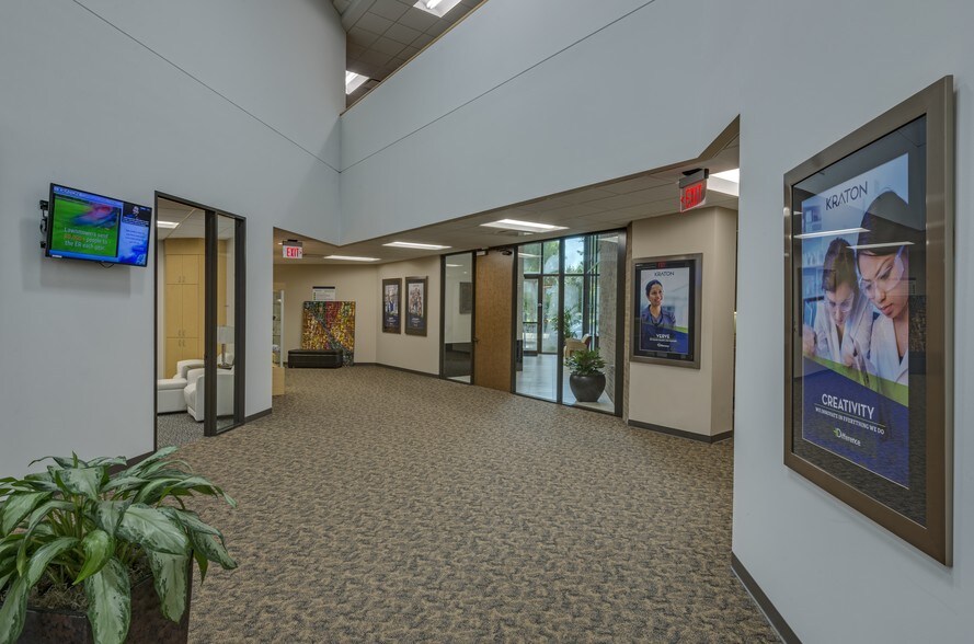 More Photos Of 16400 Park Row, Houston Office For Lease