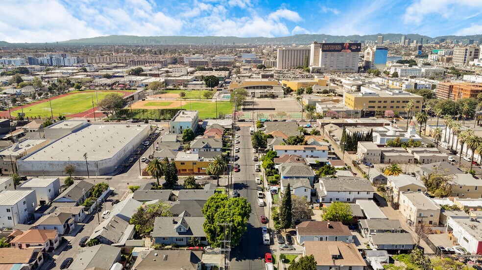 More Photos Of 515 E 21st St, Los Angeles Apartments For Sale