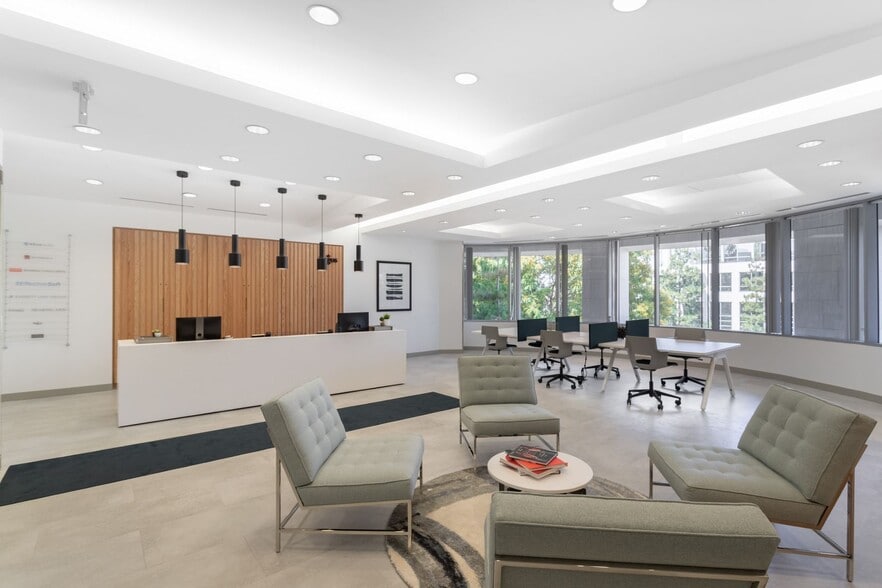 More Photos Of 601 Pennsylvania Ave NW, Washington Office For Lease