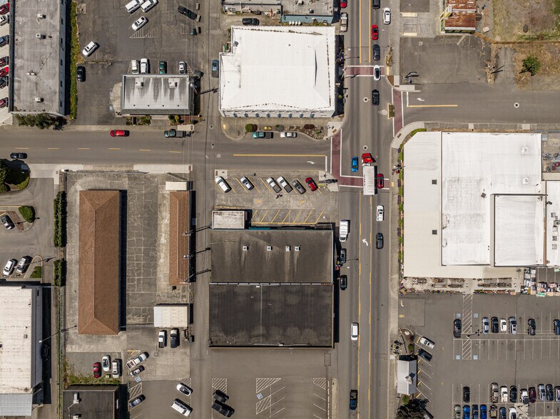 More Photos Of 213 E Washington St, Sequim Storefront Retail Office For Sale