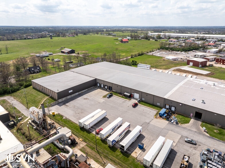More Photos Of 601 John C Watts Dr, Nicholasville Warehouse For Lease