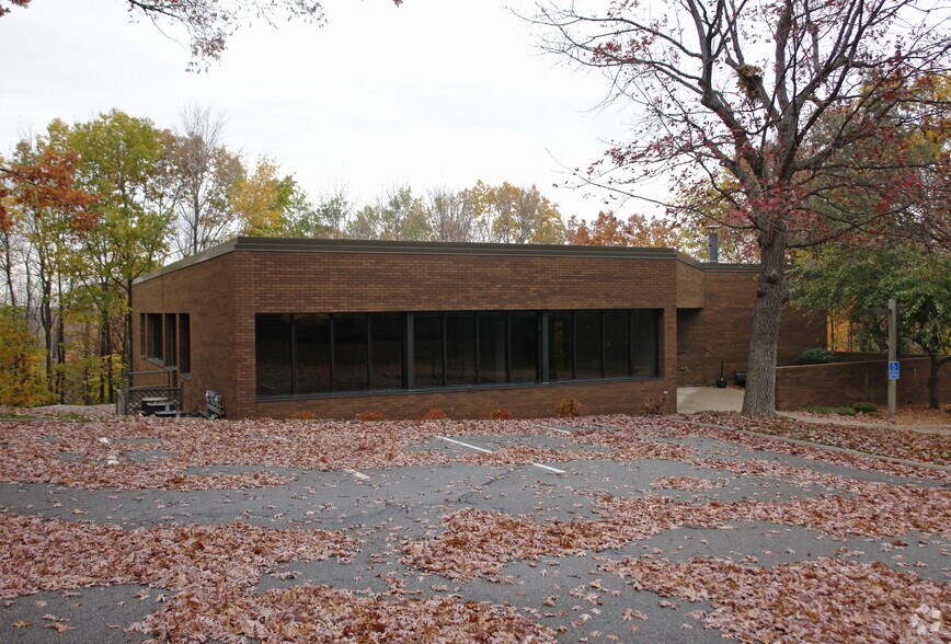 Primary Photo Of 6109 Blue Circle Dr, Minnetonka Office For Lease