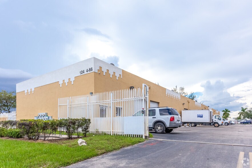 More Photos Of 12434-12466 NW 38th Ave, Opa-locka Warehouse For Lease