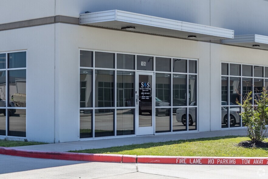 More Photos Of 14426 Medical Complex Dr, Tomball Unknown For Lease