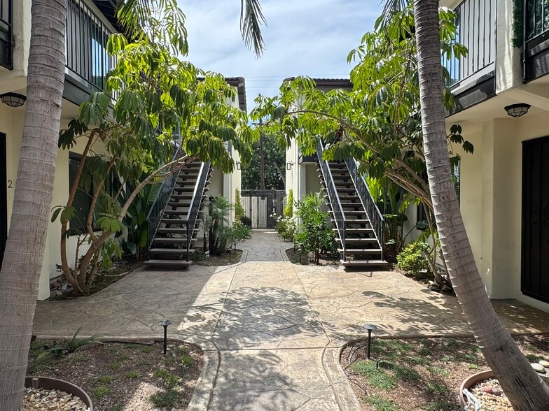 More Photos Of 4638-48 Ohio Street, San Diego Multifamily For Sale