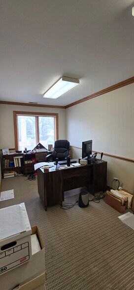 More Photos Of 334 E Colfax St, Palatine Loft Creative Space For Sale