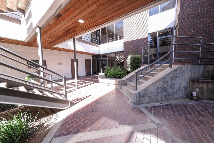 More Photos Of 1122 E Lincoln Ave, Orange Office Residential For Sale