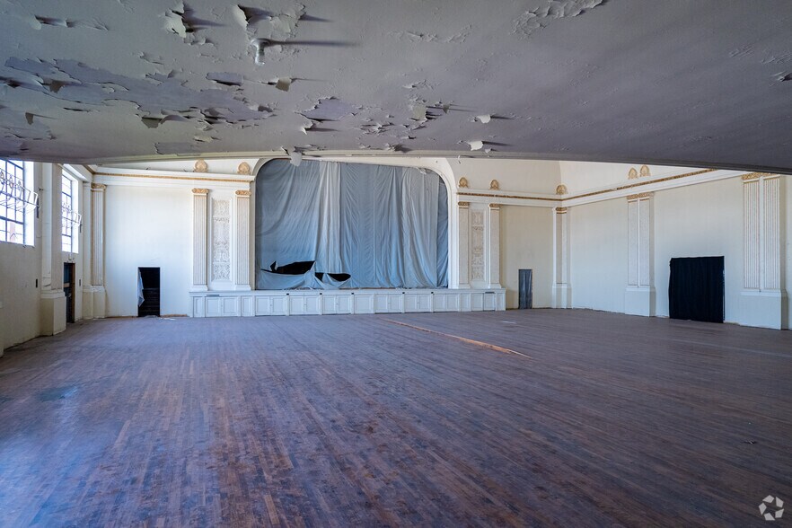 More Photos Of 2345 Lafayette Ave, Saint Louis Religious Facility For Sale