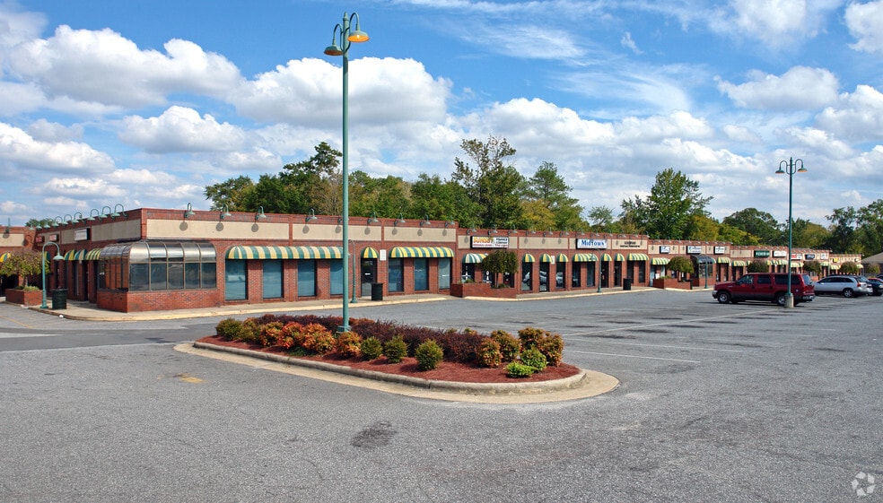 More Photos Of 3604 Macon Rd, Columbus Unknown For Lease