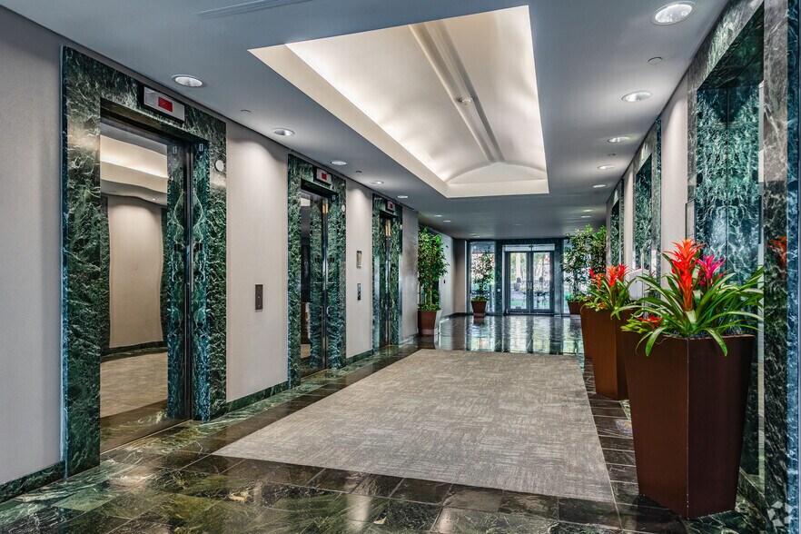 More Photos Of 1060 Maitland Center Commons, Maitland Office For Lease