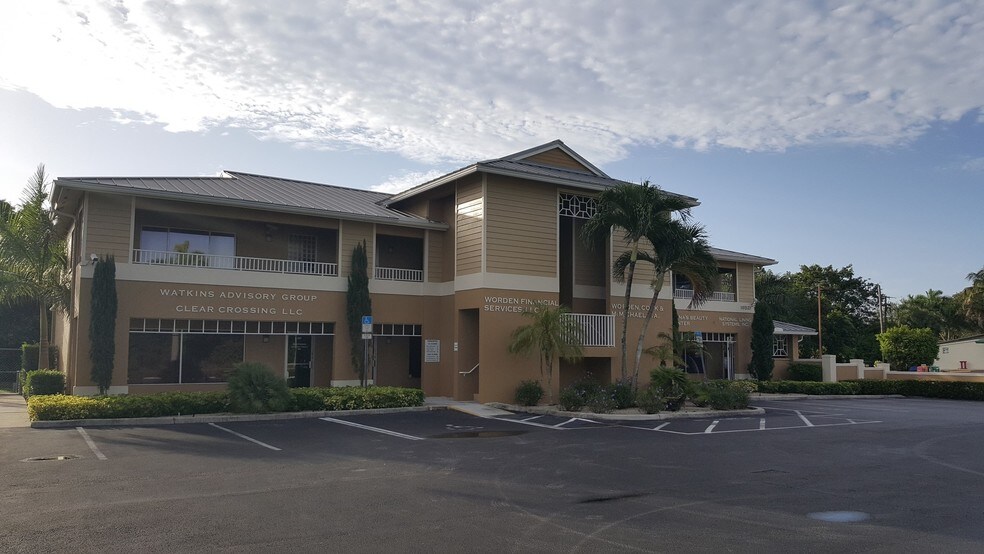 More Photos Of 16521 San Carlos Blvd, Fort Myers Office For Lease
