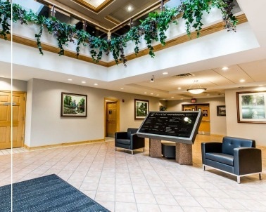 More Photos Of 17280 W North Ave, Brookfield Medical For Lease