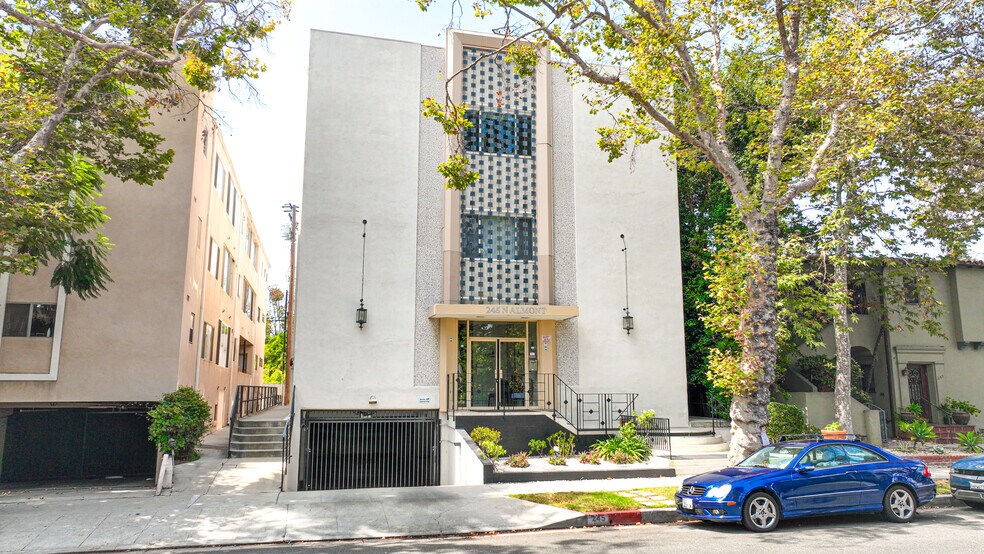 More Photos Of 245 N Almont Dr, Beverly Hills Apartments For Sale