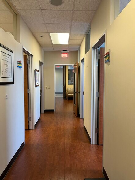 More Photos Of 12319 N Mopac Expy, Austin Medical For Sale