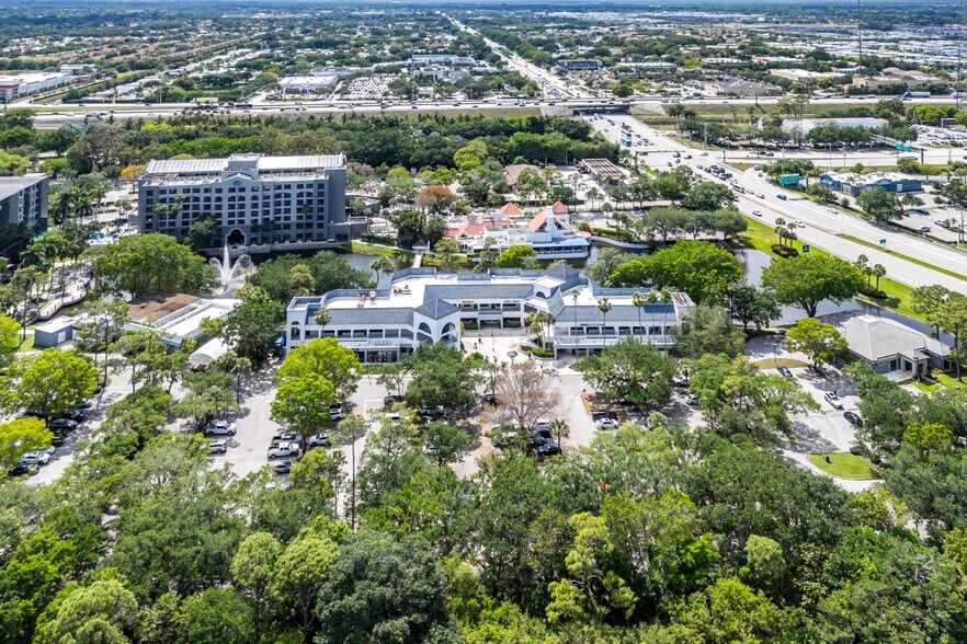 More Photos Of 7820-7860 Glades Rd, Boca Raton Office For Lease