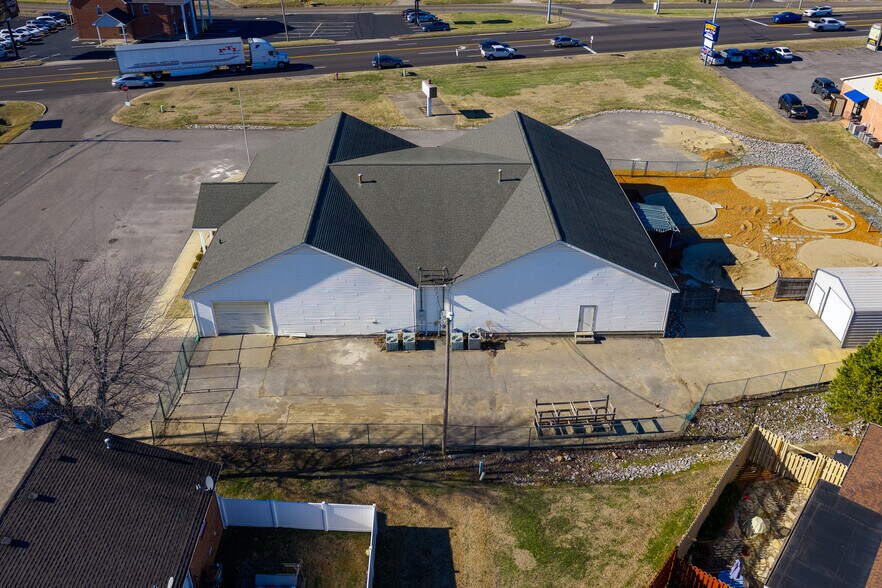 More Photos Of 3538 Lone Oak Rd, Paducah Flex For Sale