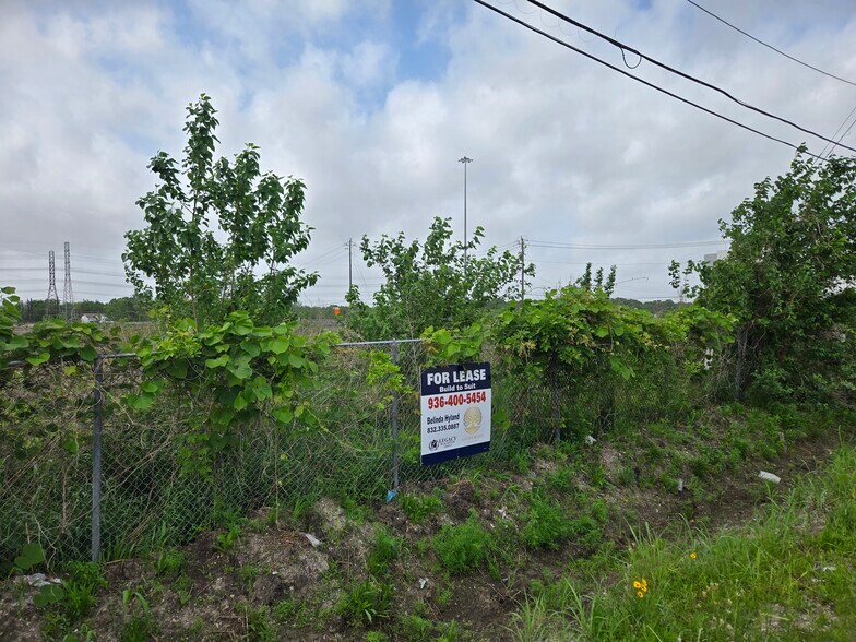 More Photos Of 8006 Hall Rd, Houston Land For Lease