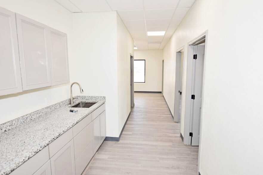 More Photos Of 8340 Boles Rd., Odessa Warehouse For Lease